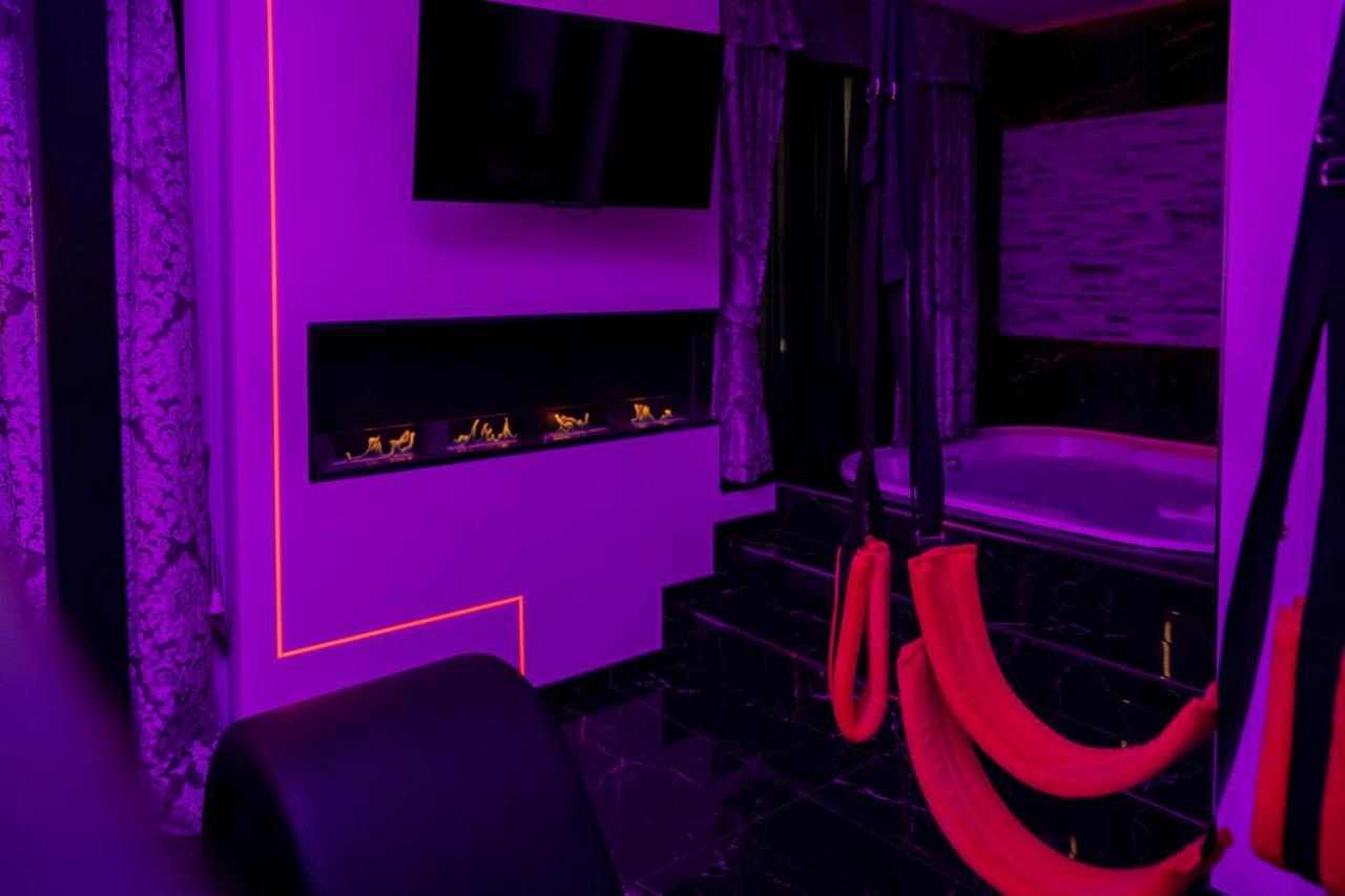 Luxury Bdsm Maison d'hôtes Rome